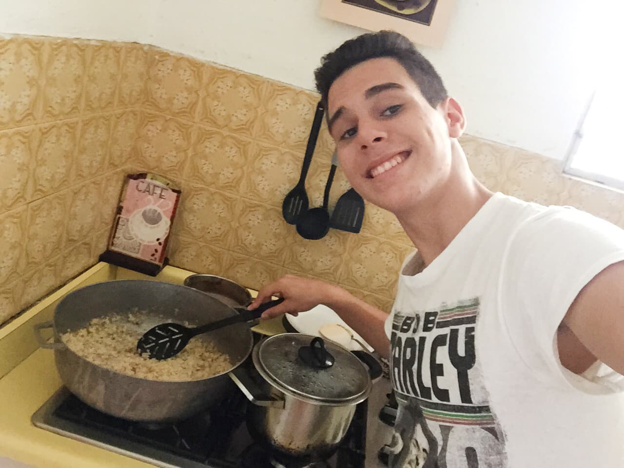 Además de enamorarnos en el escenario de La Banda, Zabdiel nos quiere robar el corazón a través de la comida. Mira lo que nos preparó. ¡Ahora lo queremos más!