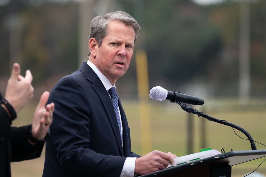 Gobernador Brian Kemp anuncia los planes tras el incremento en los casos de covid-19