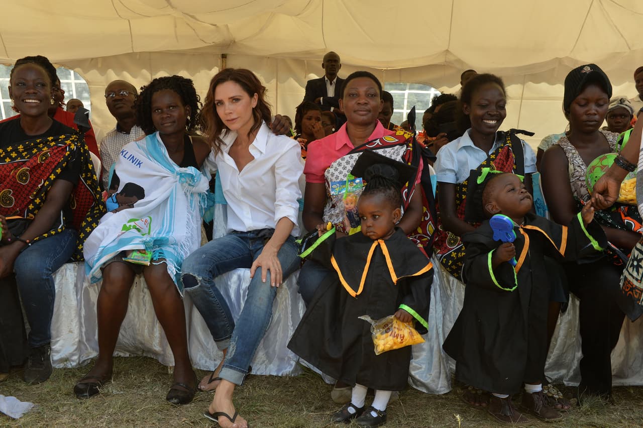 Victoria Beckham estuvo hace poco en un viaje humanitario.