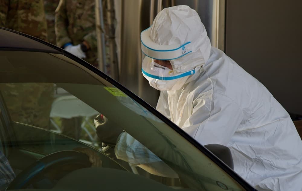 <b>Cleveland Clinic Florida:</b> en el Weston Main Campus dell 3250 Meridian Parkway. Weston, FL 33331. 
<a href="https://www.broward.org/CoronaVirus/Pages/Collection-Sites.aspx" target="_blank">Para mayor información presione aquí. </a>
<br>