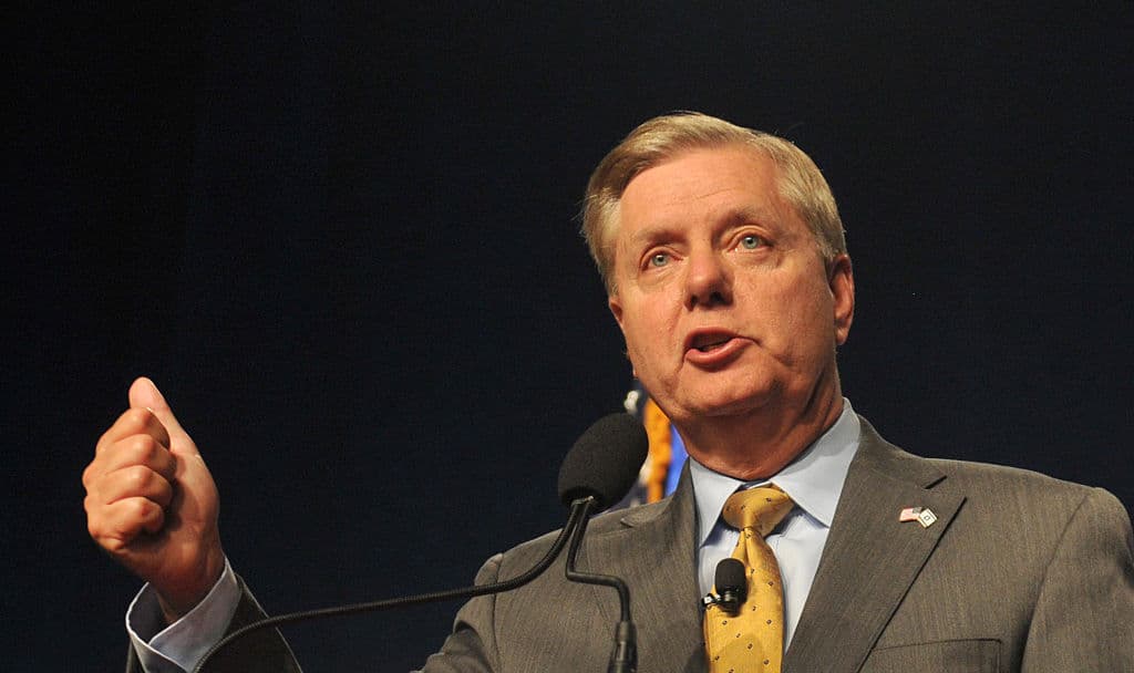 Graham agradece a Trump que movilizara el voto hispano... a favor de los demócratas