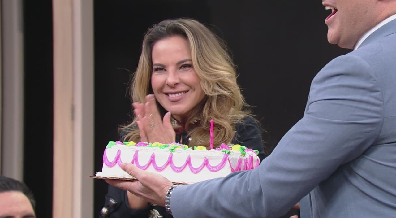 Las mañanitas comenzaron a sonar para nuestra querida Kate del Castillo.