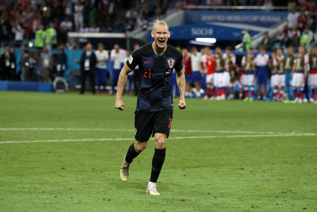 Domagoj Vida, defensa autor del segundo gol durante el juego, puso el 3-2 en el cuarto turno de Croacia.