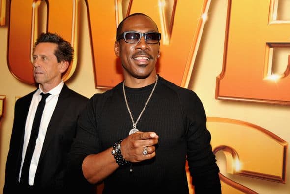 2. EDDIE MURPHY- A pesar de estar en la lista de los mejor pagados de Hollywood según la revista 'Vanity Fair' por ganar, sólo en 2010 $13 millones, también puede ser llamado uno de los menos rentables para esta meca del cine.