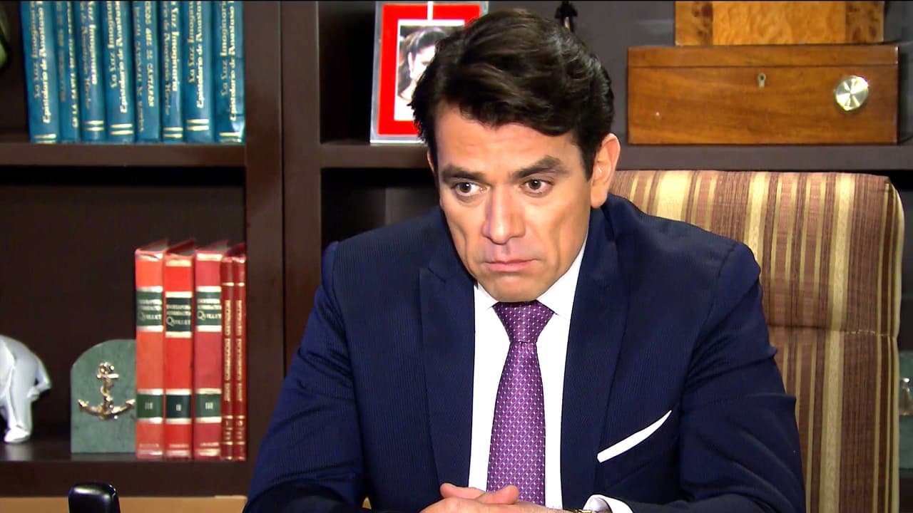 En Pasión y Poder, Arturo recibió la decepción de su vida al perder el cariño de sus hijas, pues Regina y Daniela no van a perdonar su traición con Julia y ella le pidió alejarse.