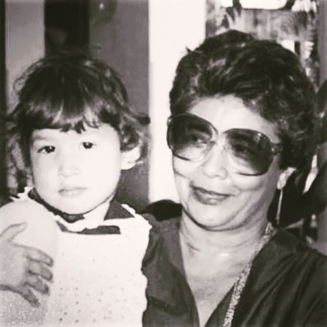 Ely aprovechó estos días para recordar a su abuelita Angélica, cuyo cariño sigue sintiendo día con día, a pesar de su partida unos meses atrás.