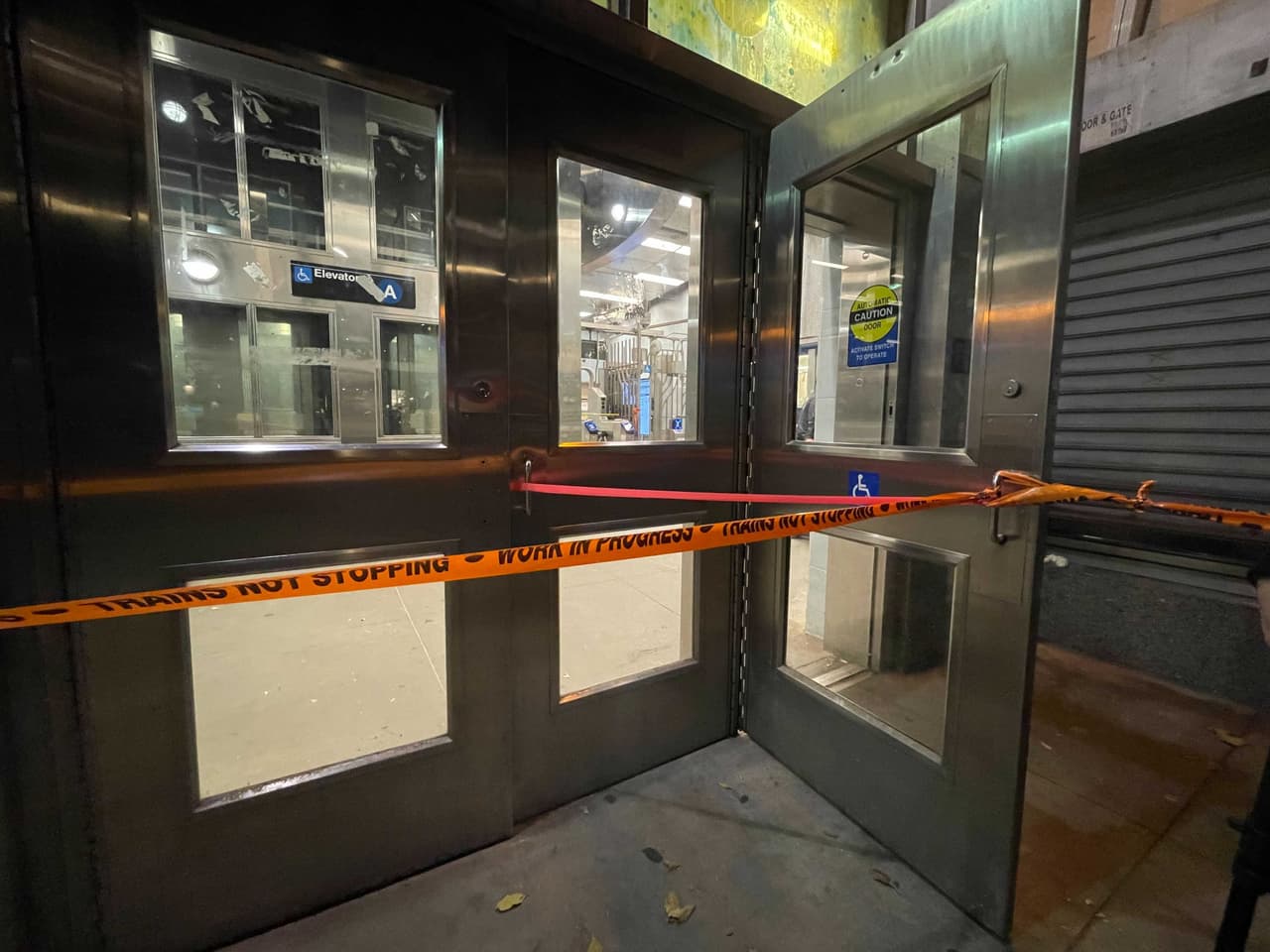 Muere niño de 15 años a quien le dispararon en el pecho en el subway 