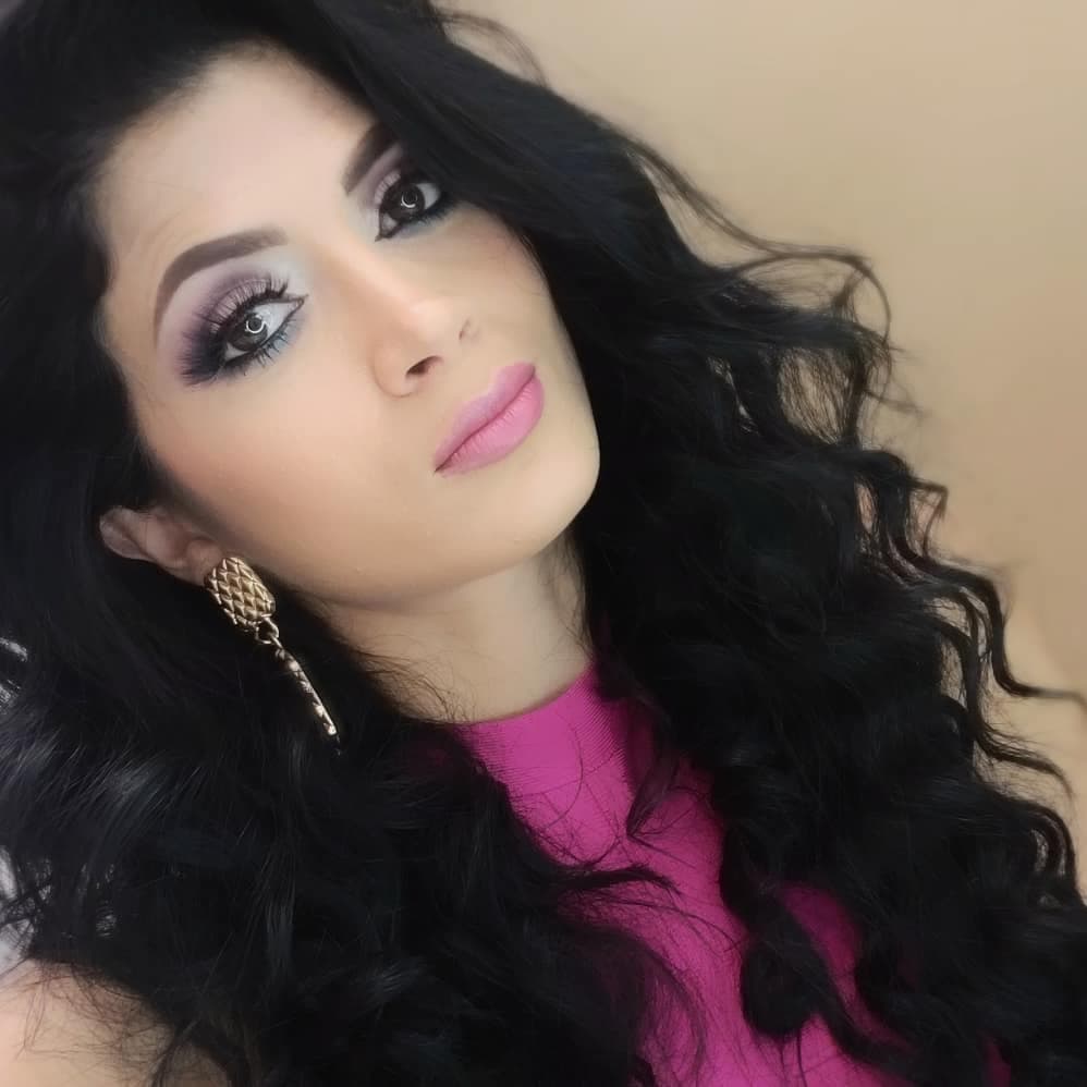 “Kimberly me decía ‘qué va a pasar, y si es verdad’ por más que yo intentaba platicar con ella y decirle ‘lo más seguro es que sea un hater que está viendo la forma de cómo detiene la boda, vamos a concentrarnos en la boda’ eso no quiere decir que seamos de acero y sí llegamos los dos con cierto temor a la boda”.