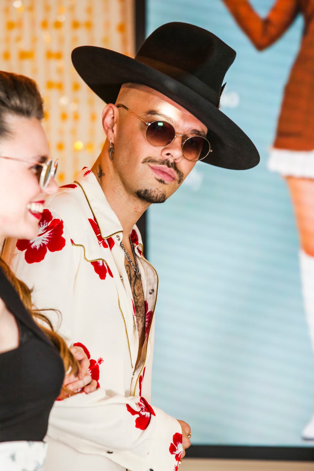 En una gran variedad de estilos, el accesorio predominante entre las celebridades que asistieron a la entrega de este año fue, sin duda las gafas de sol.