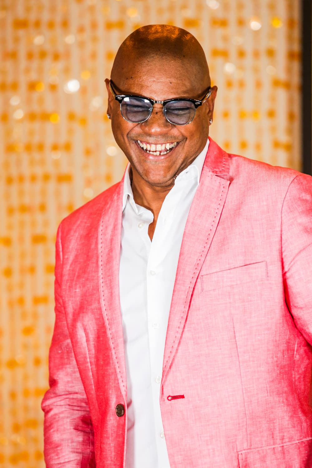 En una gran variedad de estilos, el accesorio predominante entre las celebridades que asistieron a la entrega de este año fue, sin duda las gafas de sol.