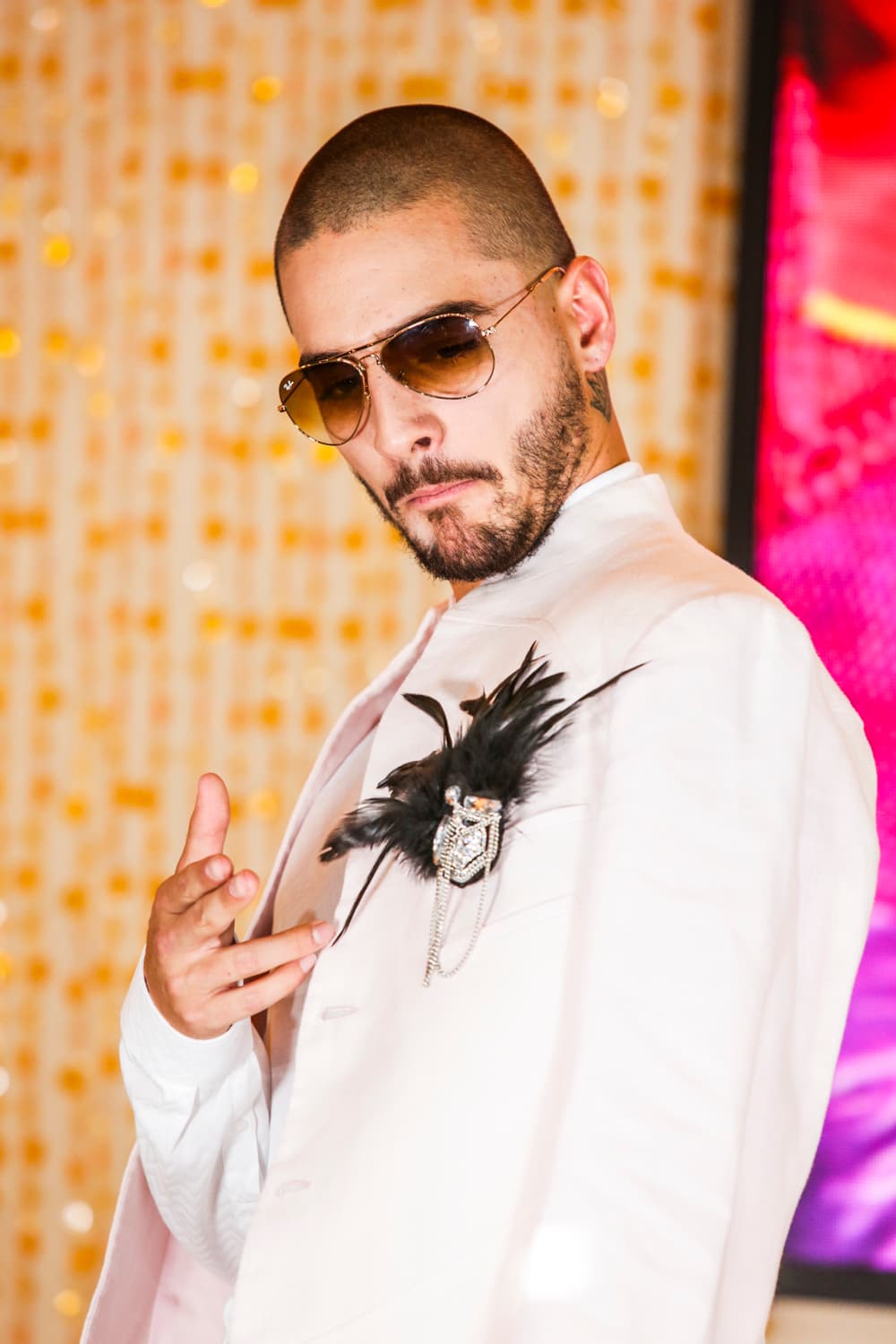 En una gran variedad de estilos, el accesorio predominante entre las celebridades que asistieron a la entrega de este año fue, sin duda las gafas de sol.