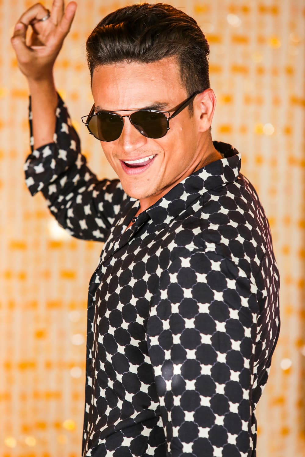 En una gran variedad de estilos, el accesorio predominante entre las celebridades que asistieron a la entrega de este año fue, sin duda las gafas de sol.