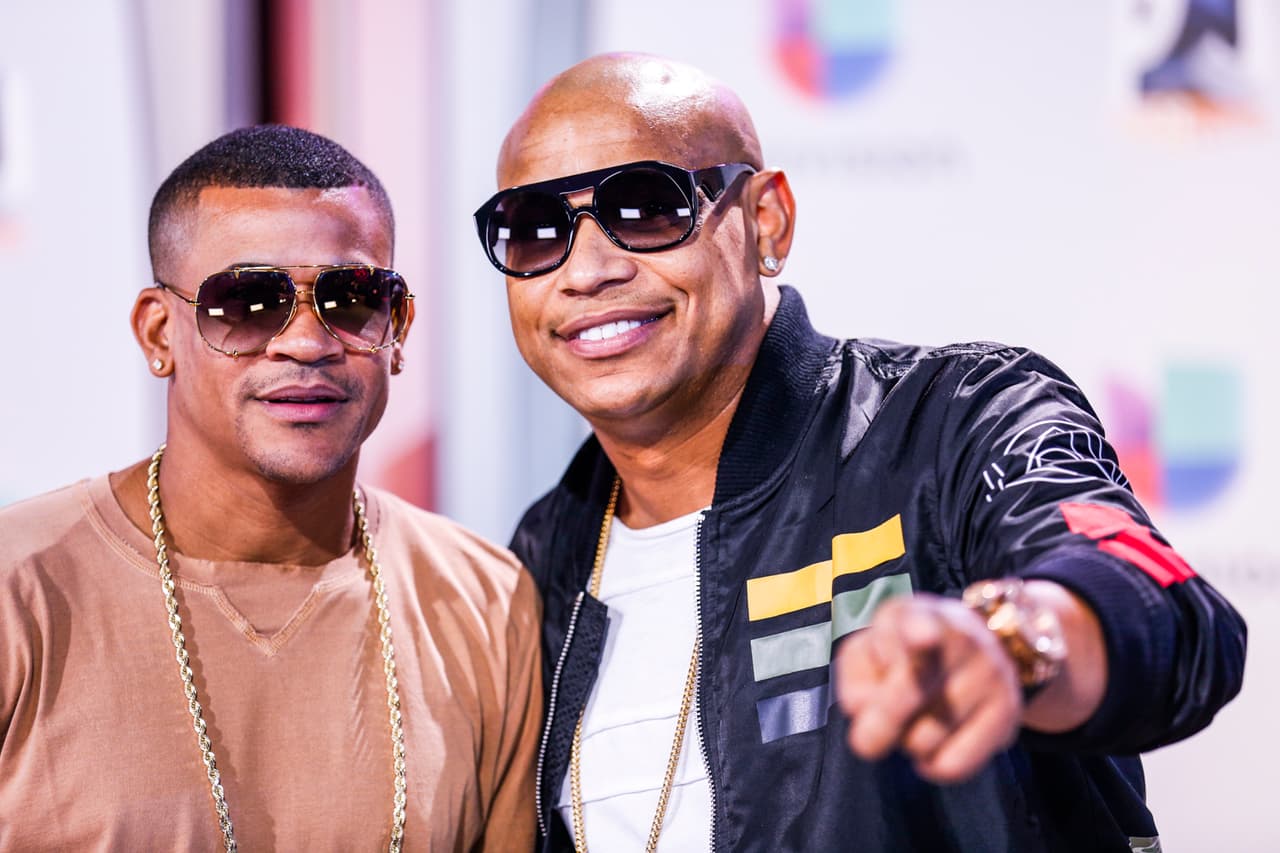 En una gran variedad de estilos, el accesorio predominante entre las celebridades que asistieron a la entrega de este año fue, sin duda las gafas de sol.