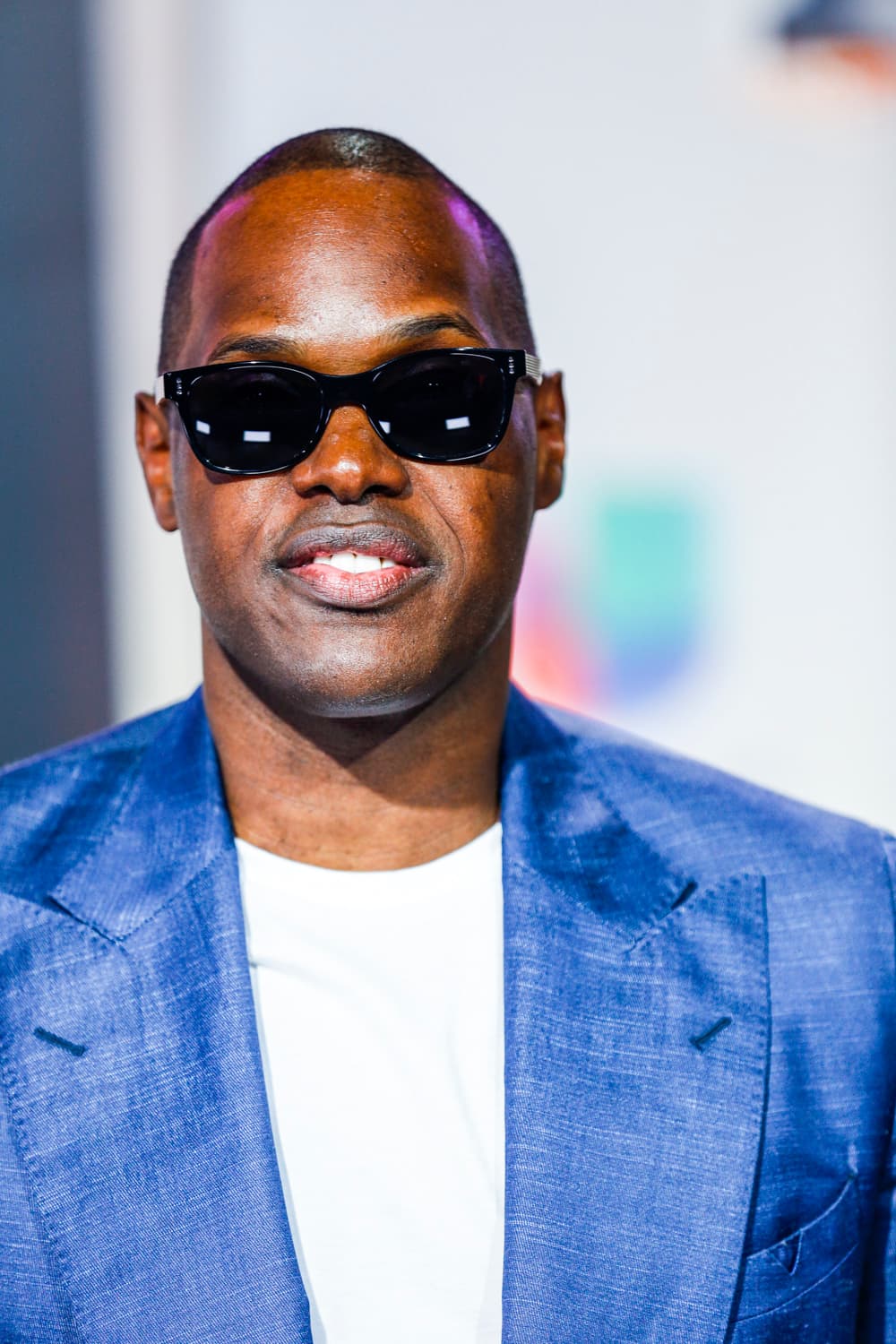 En una gran variedad de estilos, el accesorio predominante entre las celebridades que asistieron a la entrega de este año fue, sin duda las gafas de sol.