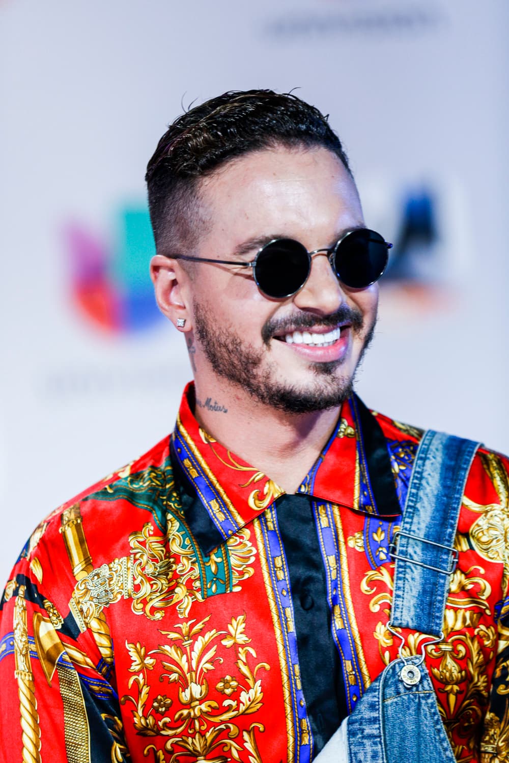 En una gran variedad de estilos, el accesorio predominante entre las celebridades que asistieron a la entrega de este año fue, sin duda las gafas de sol.