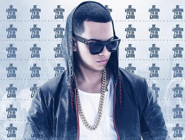 <span class="cms-h3-H3"><b>J Álvarez. </b></span> 
<b><h3 class="cms-h3-H3">Nominaciones: 1 </h3>¿A qué está nominado?:</b> Colaboración Del Año Urbano por el tema "Disfruta La Vida".