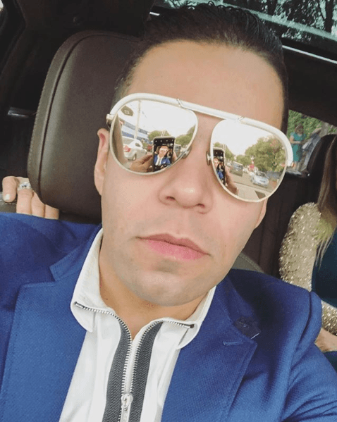 "Si Dios me da la oportunidad de, en un futuro, realizarme al cien por ciento como solista pues sí, o sea tengo que pensar en evaluar, porque no puedo estar al cien por ciento en un futuro, en los dos", aseguró.