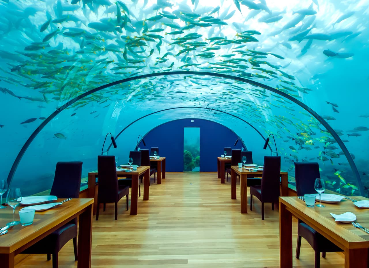 Pero es que en serio vale mucho la pena soñar con conocer este lugar ¿Te imaginas estar cenando con este paisaje?