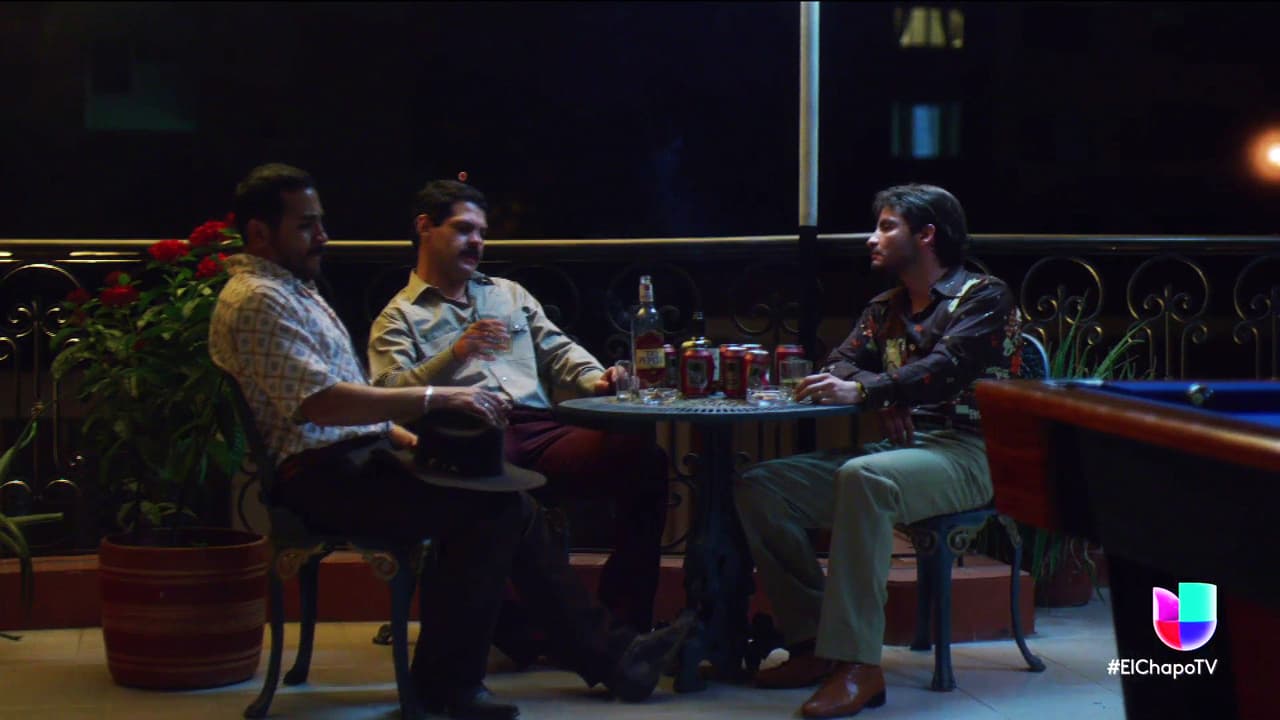 Mientras organizaba sus nuevos objetivos, le pidió a su compadre 'El Rayo' que fuera en su representación a la fiesta de cumpleaños en honor de Ismael, otro de los jefes del cártel.