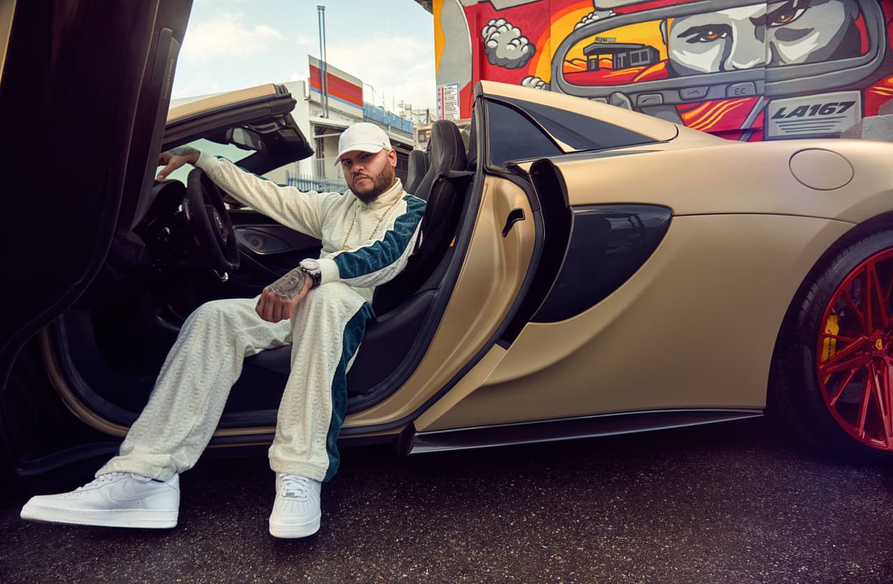 Con 5 nominaciones a Premios Juventud 202, la superestrella, 
<b>Farruko</b>, estará presente en el escenario de la fiesta más grande del verano. El puertorriqueño recién anunció su tan esperado regreso a los escenarios en su primera gran gira por los Estados Unidos "LA 167".