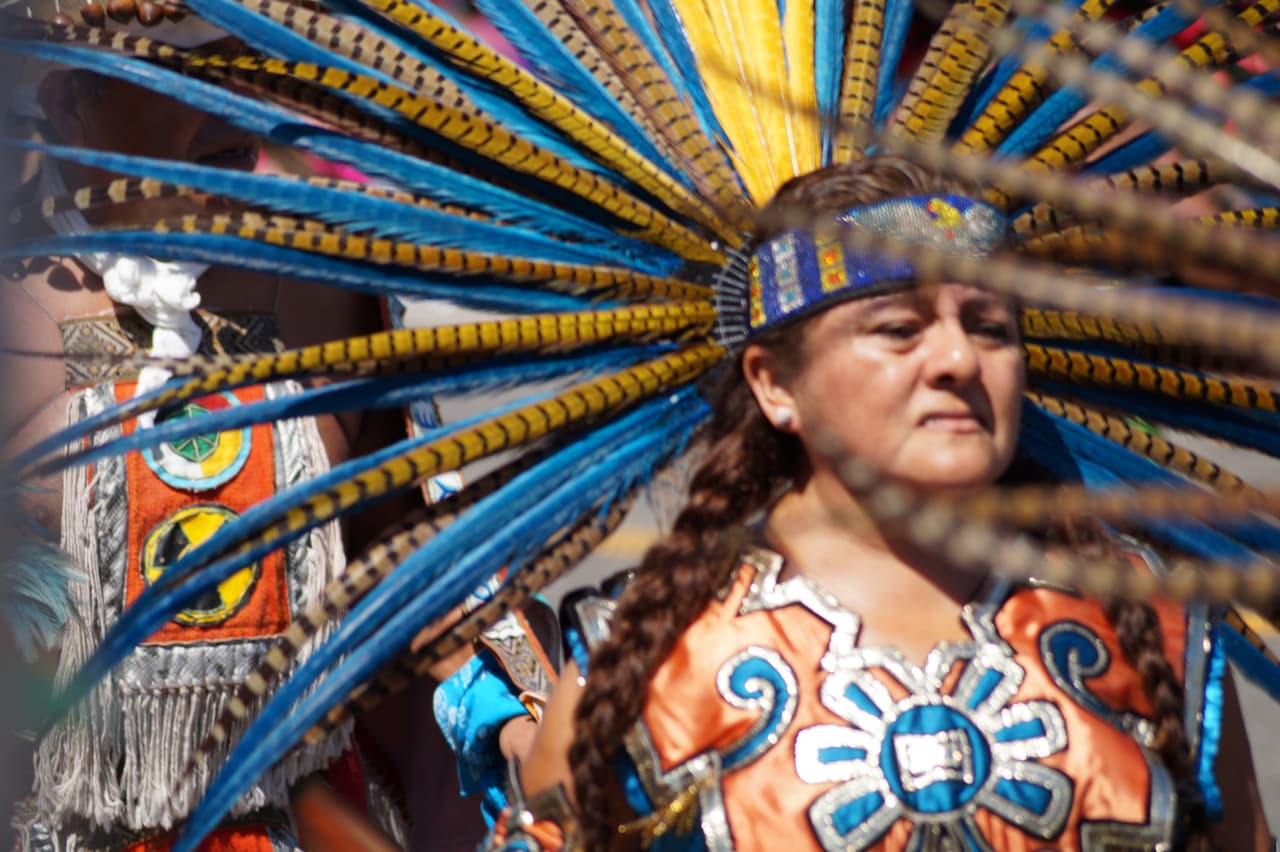 Miles festejaron la independencia de México en el tradicional desfile en el este de Los Ángeles.