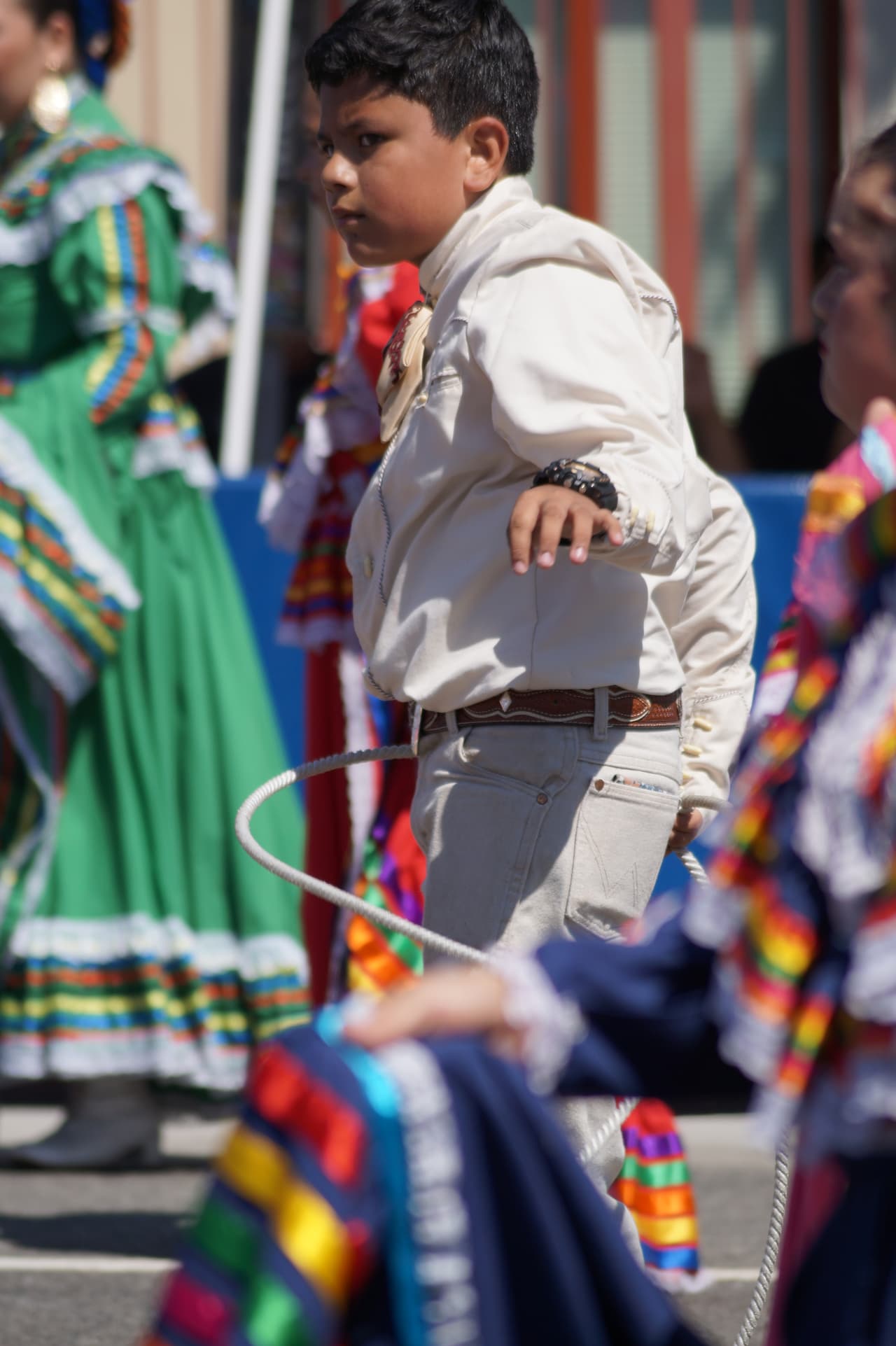 Miles festejaron la independencia de México en el tradicional desfile en el este de Los Ángeles.