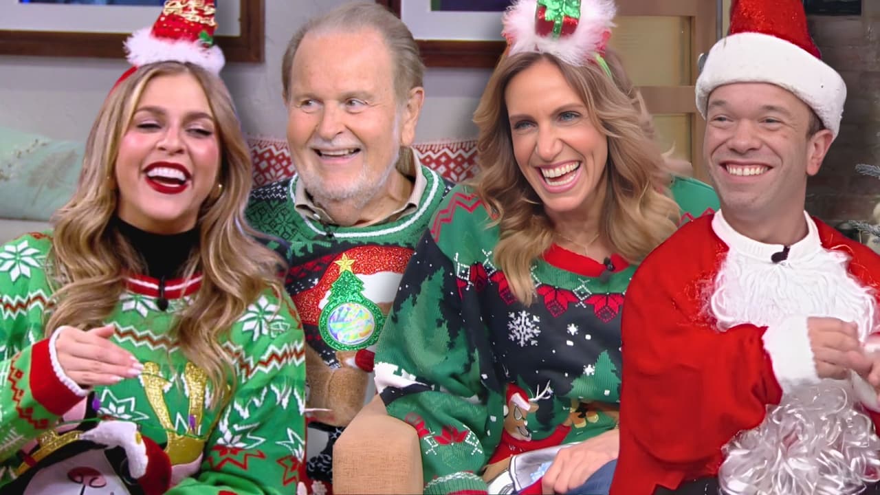 Raúl de Molina estuvo más feliz que nunca de lucir junto a Lili Estefan su 'Ugly Sweater'