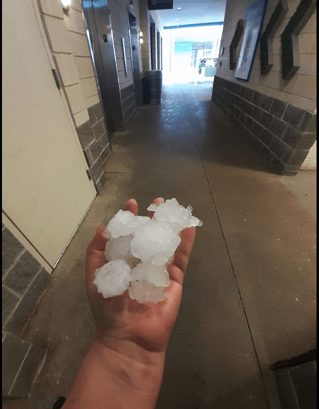 Algunas personas no se esperaban estas tormentas. 
<br>