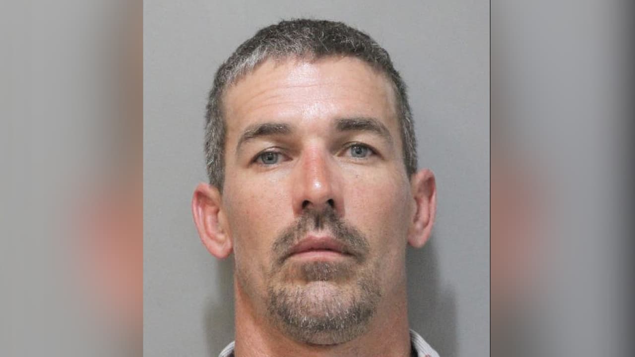 Mark Lovell tenía una sanción previa por conducir bajo la influencia del alcohol (DUI).