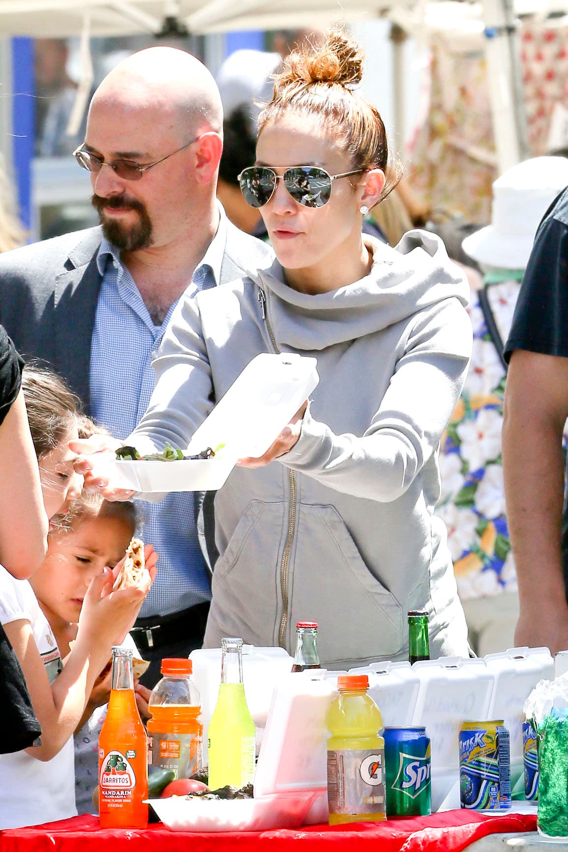 A sus pequeñines les dio hambre.