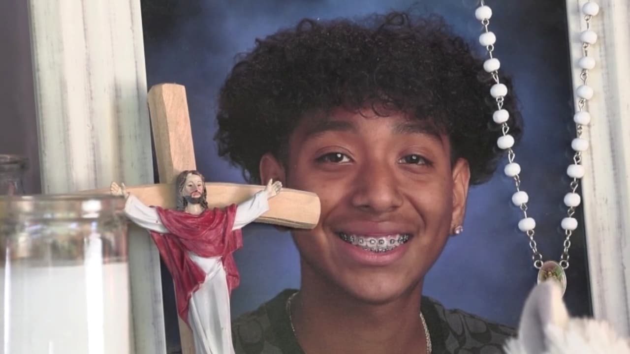 Joven hispano fue encontrado muerto dentro de un vehículo en Asheboro; familiares exigen justicia