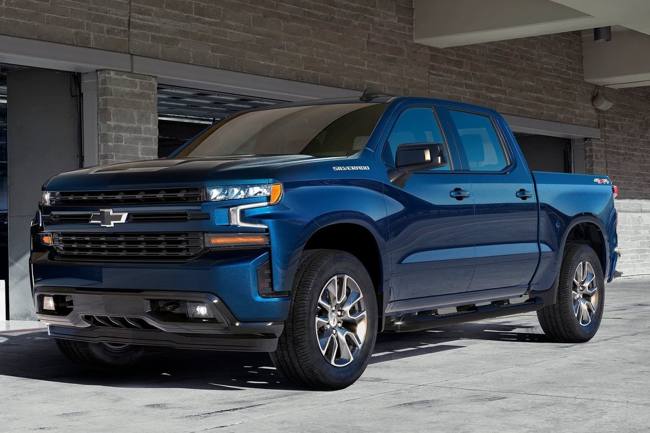 <h3 class="cms-H3-H3"><b>15. Chevrolet Silverado 1500</b></h3>
<br>
<br>
<b>Diferencial porcentual de precio sobre modelo de un año de uso: </b>11.2%
<br>
<br>
<b>Diferencial de precio en dólares sobre modelo de un año de uso:</b> $5,072