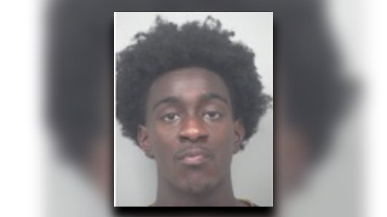 Durante el procedimiento se logró el arresto de Hakim Muhammad, quien era buscado por asesinato en el condado de Oneida, Nueva York.