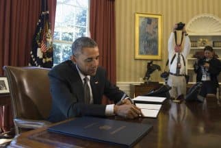 Obama prolonga Acción Ejecutiva contra Venezuela y el gobierno de Maduro lo rechaza