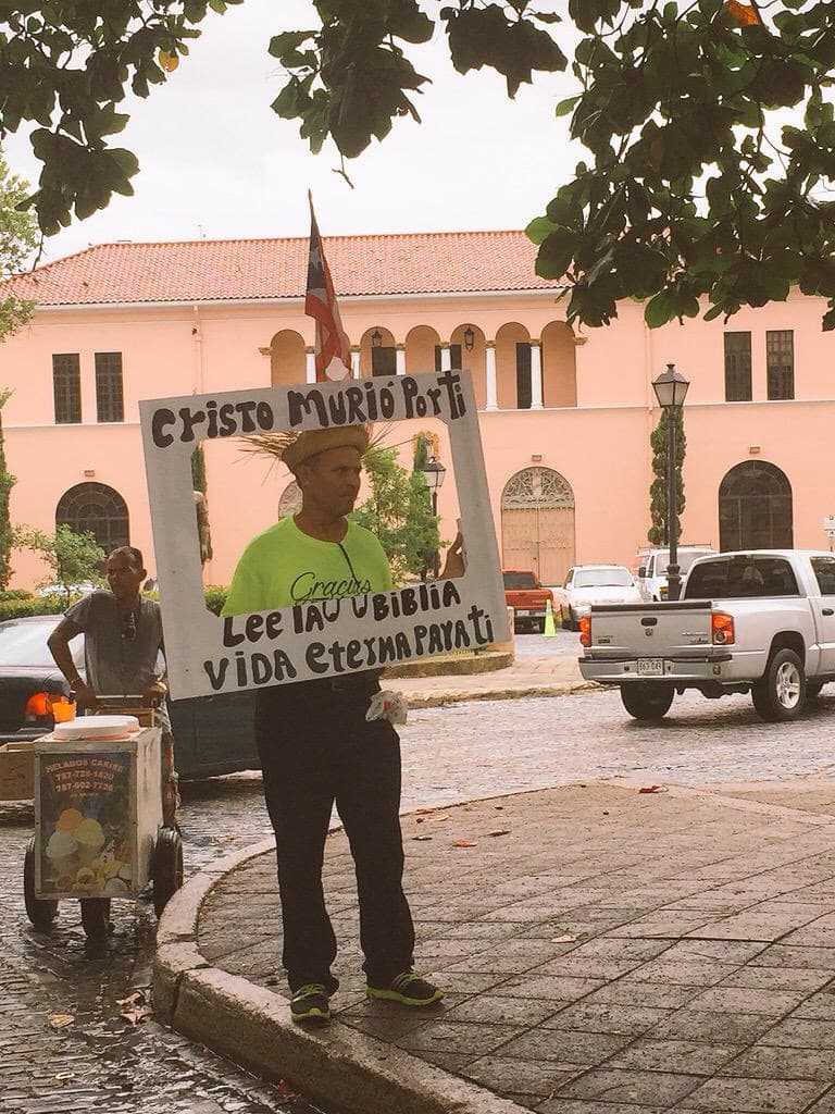 Religiosos repudian primera boda masiva gay en PR