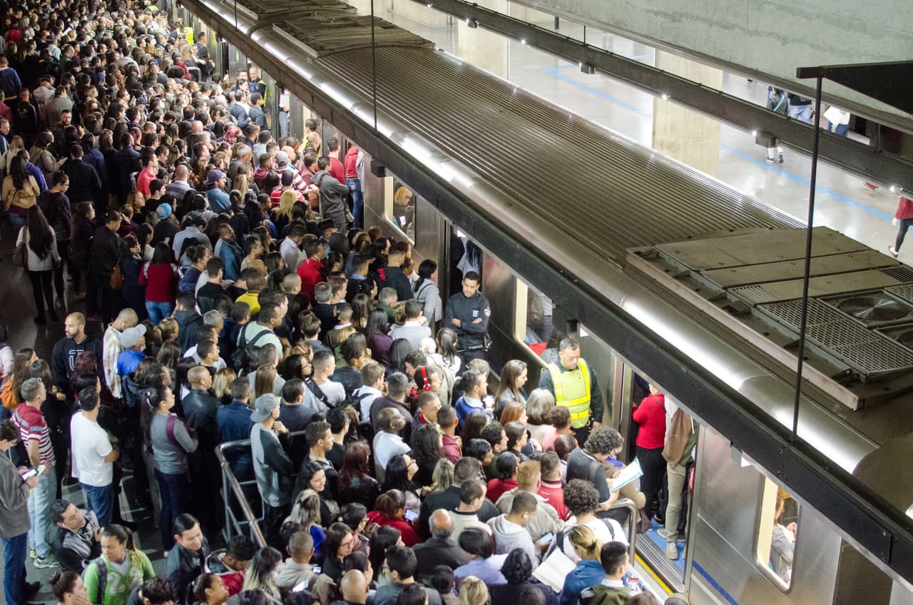 <b>Puesto 8: São Paulo, Brasil.</b> Tiene un área metropolitana de 22 millones de habitantes y los empleados tardan más de 50 minutos en ir al trabajo. La criminalidad en la ciudad es una de las mayores fuentes de estrés, a la que se le suma la crisis de agua ocasionada por las sequías en la región.