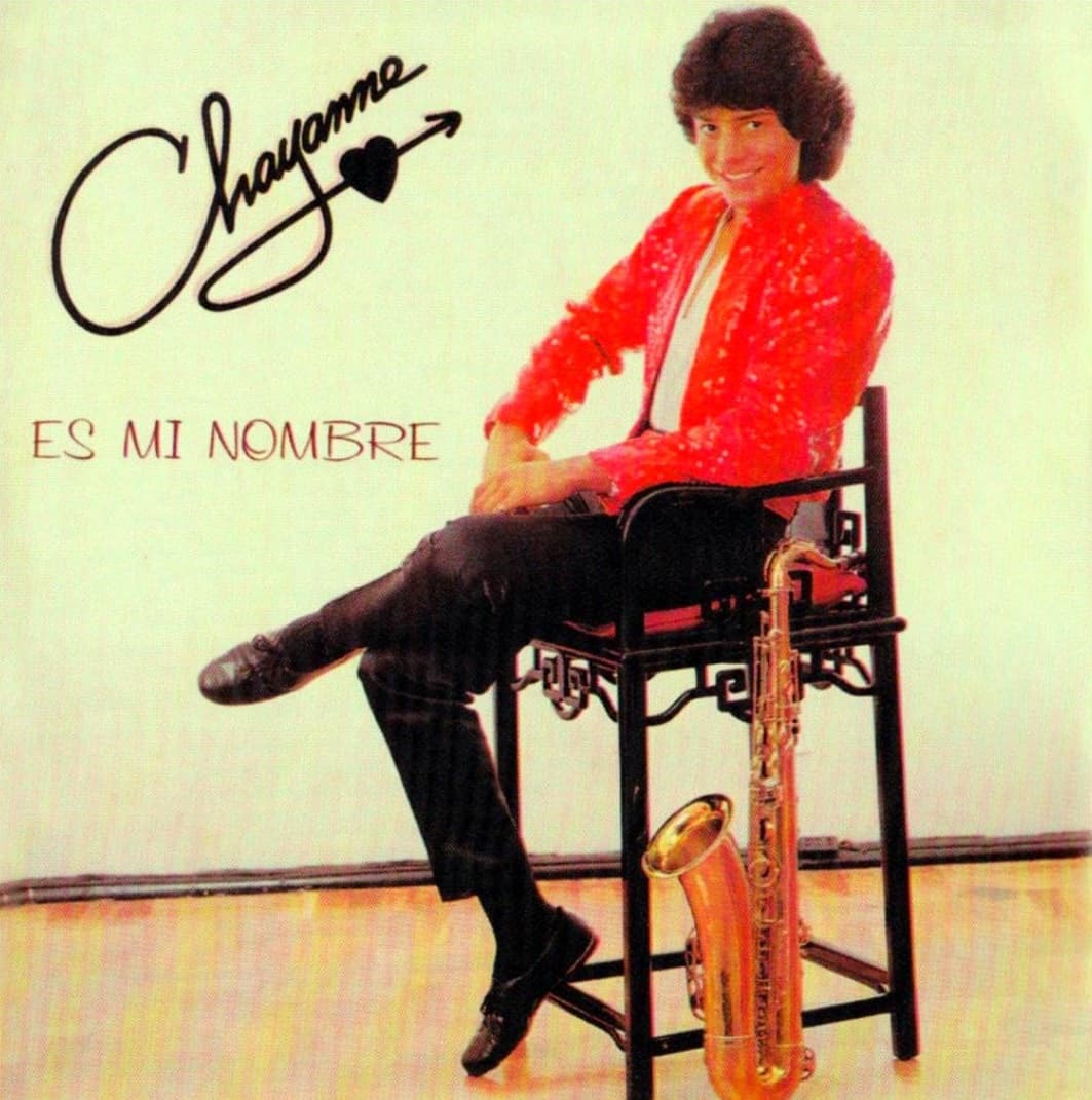 En 1984, y con un look similar al de su infancia, lanzó su álbum titulado 'Chayanne es Mi Nombre', para esa época ya era todo un joven rompecorazones.