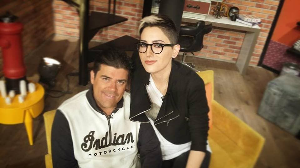 ¡Cuánto amor! Maca y Burrito son buenos amigos.