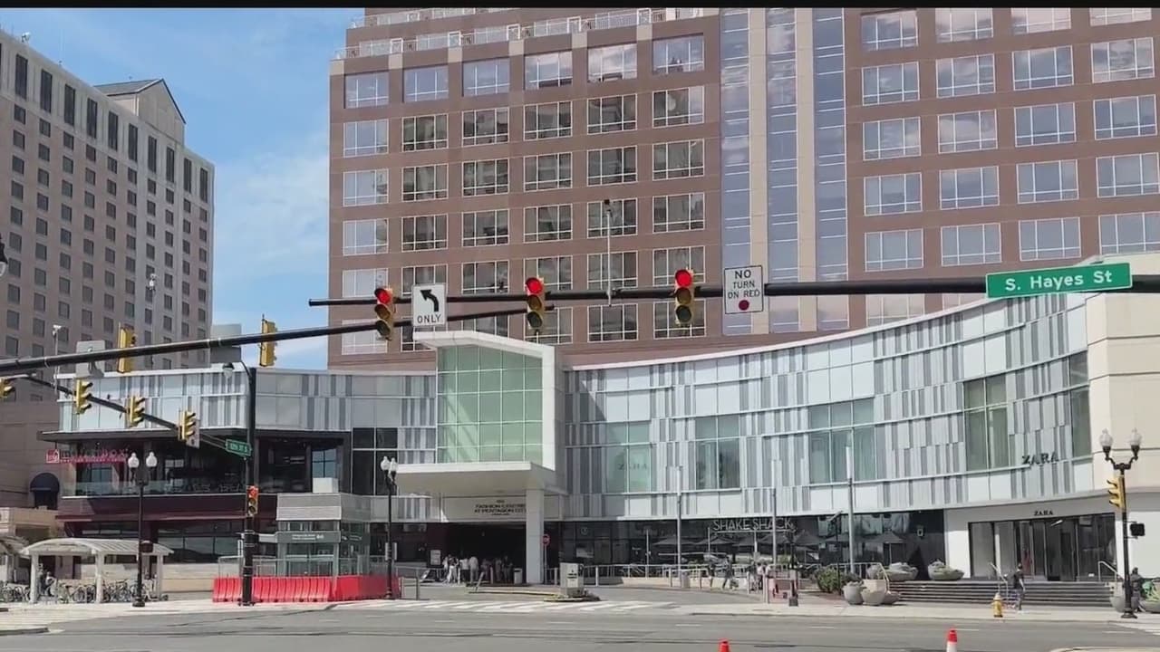 Detienen a adolescentes por riña en Pentagon City Mall: incidente causa temor