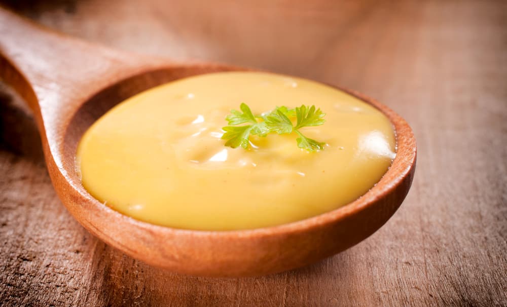Después añade los garbanzos y cocina durante 3 minutos. Quítalos del calor y deja enfriar alrededor de unos 15 minutos.