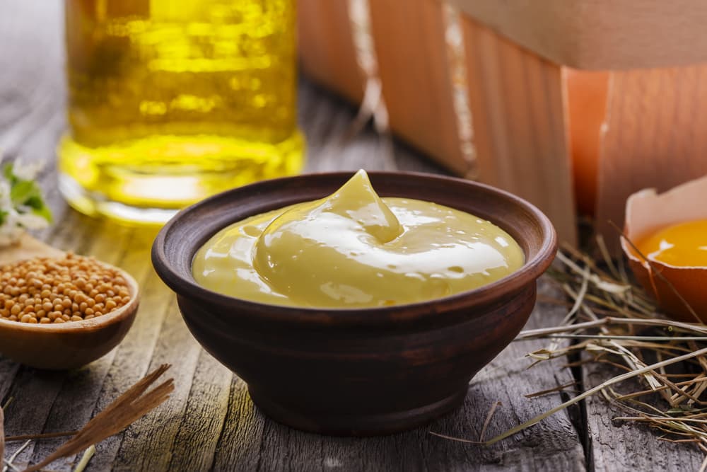 Mayonesa de garbanzos. Si eres vegana o estás cuidándote del colesterol y estas bajando tus niveles, o bien, quieres solo cambiar de sabor en tu mayonesa, esta es una excelente opción.