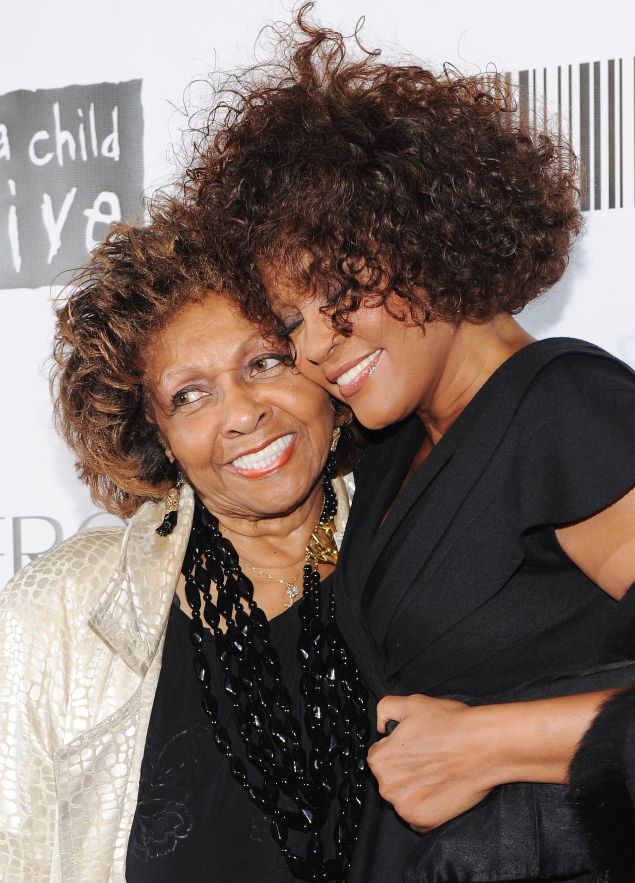 Cissy Houston y su hija Whitney
