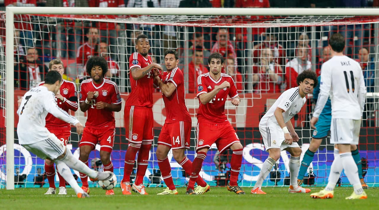 Sin embargo, la cuenta no acababa allí. El propio CR7 aumentó la ventaja en el minuto 90 con un sensacional tiro libre por debajo de la barrera alemana. Balón imposible para Neuer que, siendo uno de los mejores porteros del mundo, se vio vulnerable esa noche.