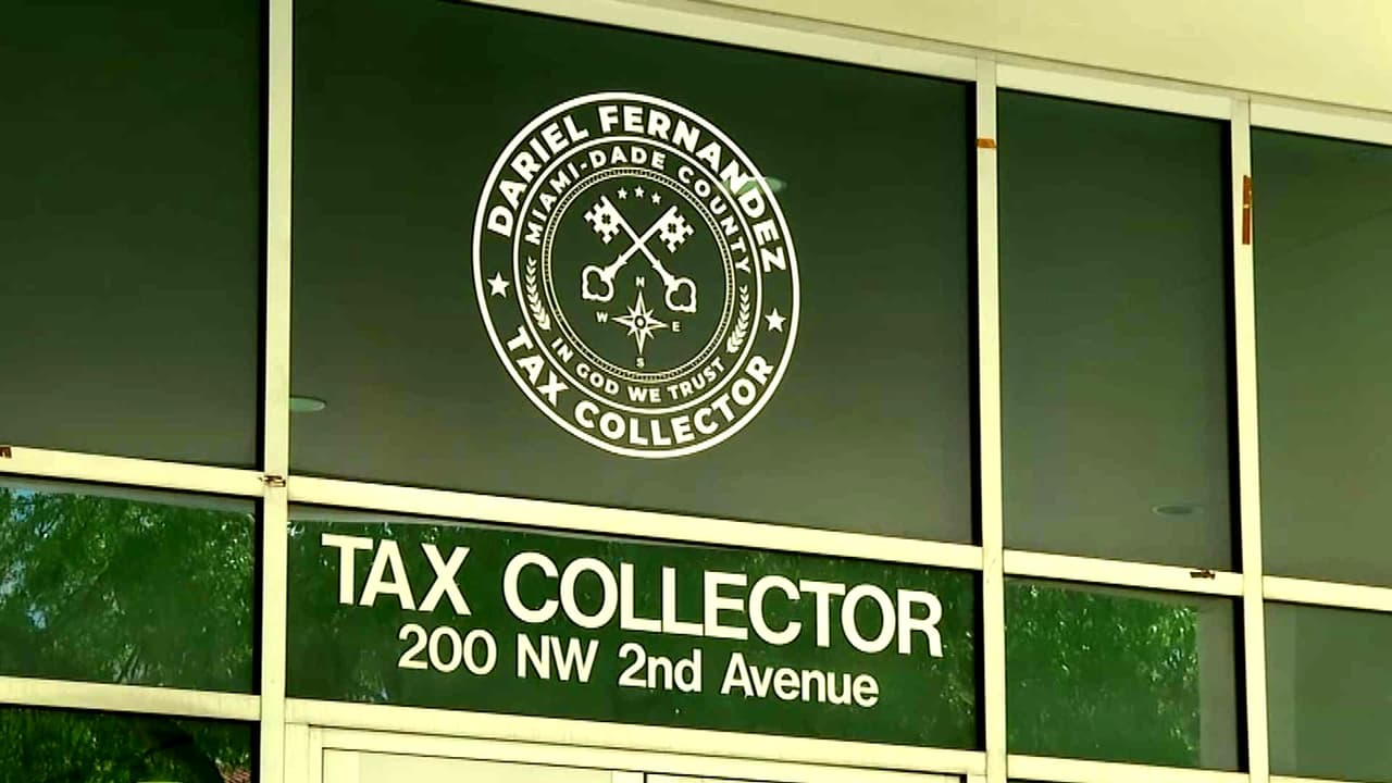 Sorprenden a cuatro personas haciendo trampa en el examen para la licencia de conducir en Miami-Dade