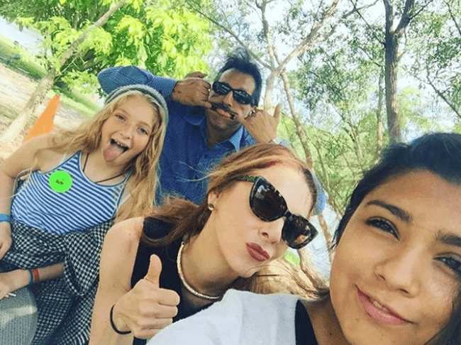 Después, la actriz mexicana tuvo conversaciones íntimas tanto con su hermano, como con su hija Constanza y su sobrina Okuma.