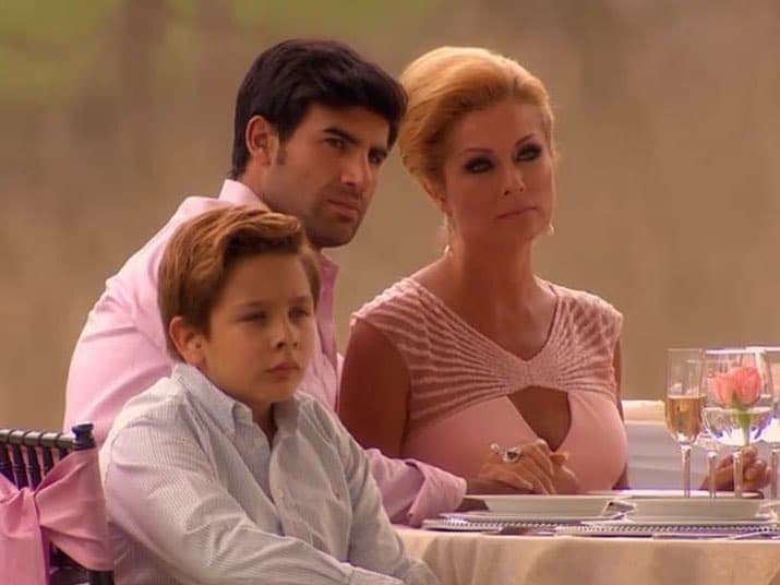 En esta historia se hizo acompañar de 
<b><a href="http://www.univision.com/temas/leticia-calderon">Leticia Calderón</a></b> y 
<b><a href="http://www.univision.com/temas/arturo-peniche">Arturo Peniche</a></b>, teniendo un personaje sumamente complicado, pues era un niño sordomudo.