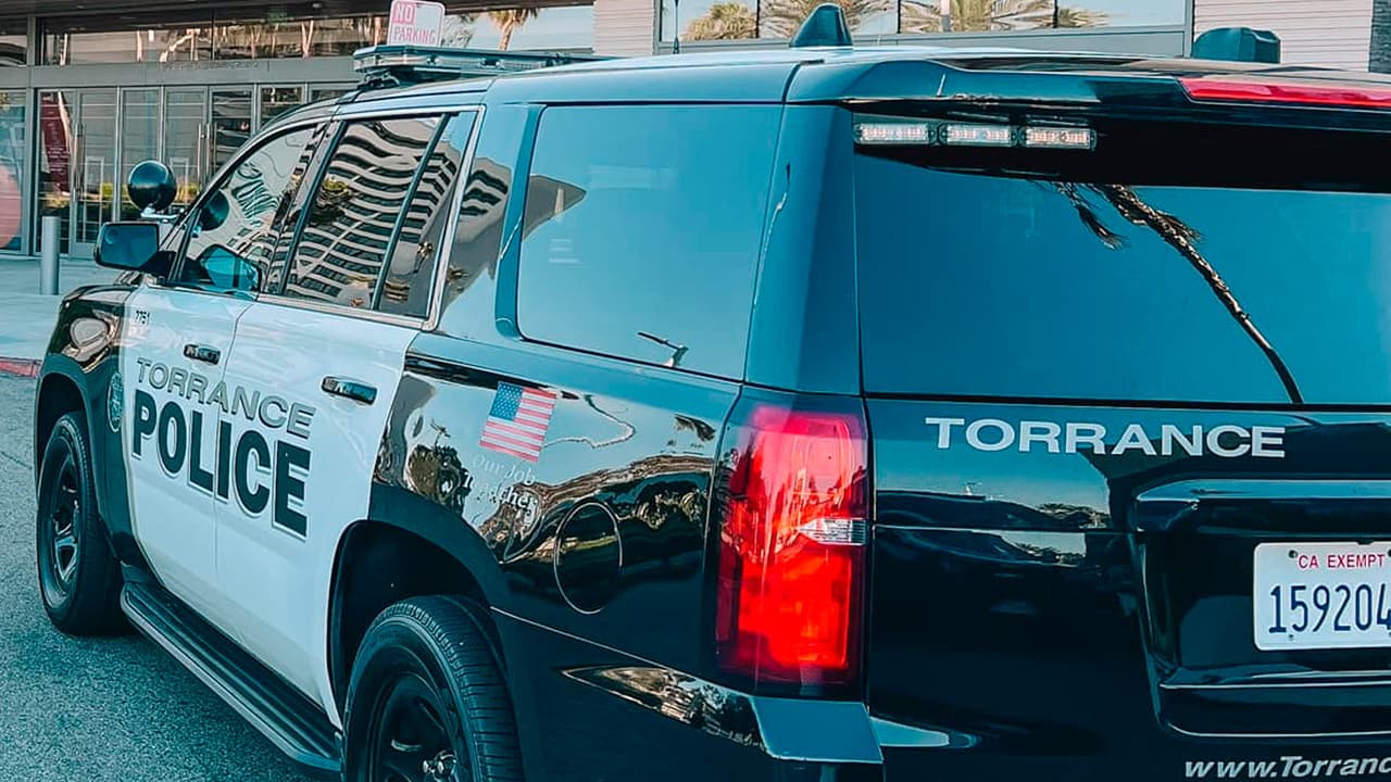 Tres heridos tras apuñalamiento en escuela de Torrance; exalumno fue arrestado