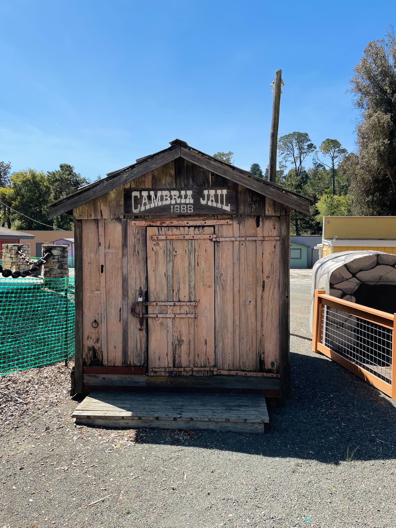 Siempre hay algo nuevo que encontrar. En este viaje puede encontar una
<b>cárcel de Cambria, construida en 1888. </b>