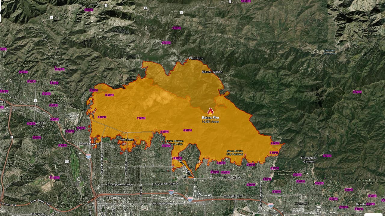 <b>Eaton Fire</b>
<br>Continúa la evaluación de los daños mientras se mantiene algunas zonas activas del incendio Eaton, en Altadena, que a pesar de llevar un 95% de contención mantienen bajo amenaza a 55 inmuebles. Las estimaciones actuales del desastre son de
<b> 9,418 estructuras destruidas, 1,073 dañadas, 17 personas fallecidas y 9 bomberos heridos.</b> Las operaciones de limpieza continúan en todo el perímetro del incendio, mientras la comunidad trata de reconstruirse.