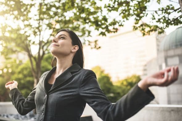 Como medida extra, es recomendable que incorpores alguna técnica para lidiar con el estrés.